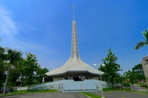 Posadas Church (our-lady-of-the-miraculous-medal-national-shrine)