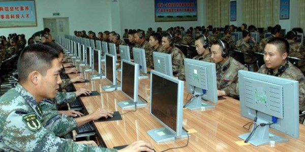 chinese-military-at-computers-possibly-hacking-640×353