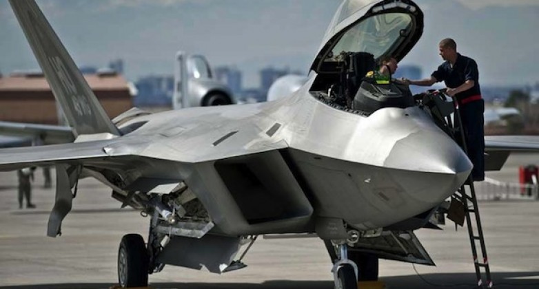 F-22RaptorGroundCrew