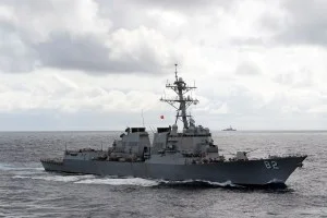 USS Lassen (DDG 82) 